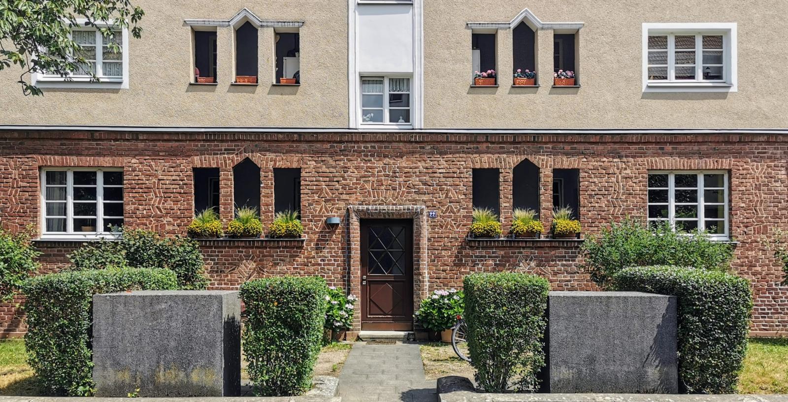 Eingangssituation Weimarer Straße