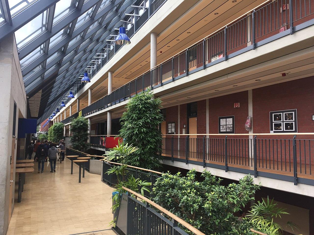 Innenansicht Gesamtschule Barmen