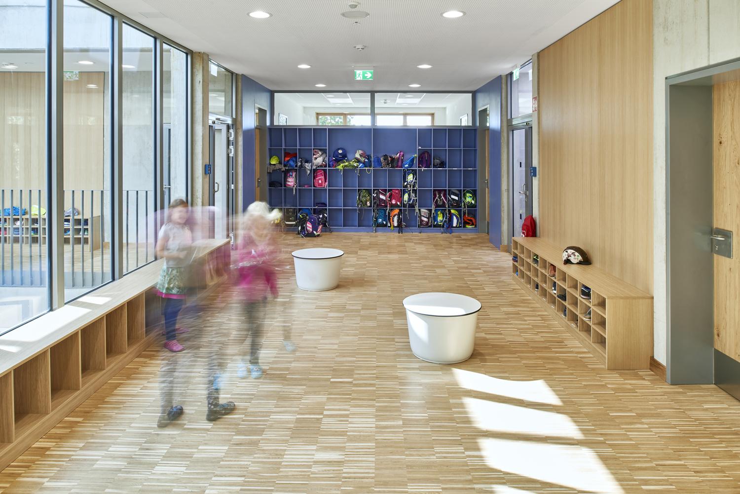 Erschließungsflur mit Garderobe