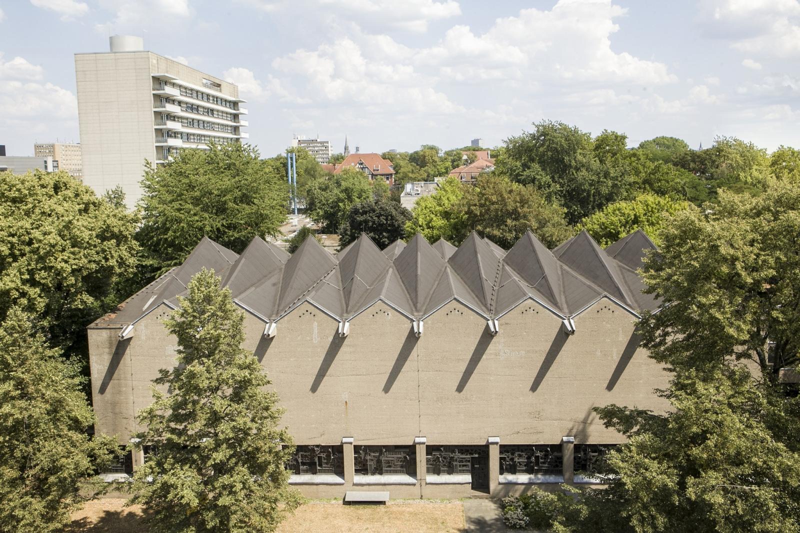 St. Johannes der Täufer, Blick auf die Dachlandschaft