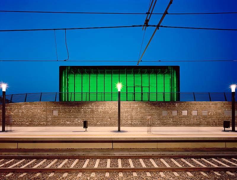 Ansicht frontal Bahntrasse