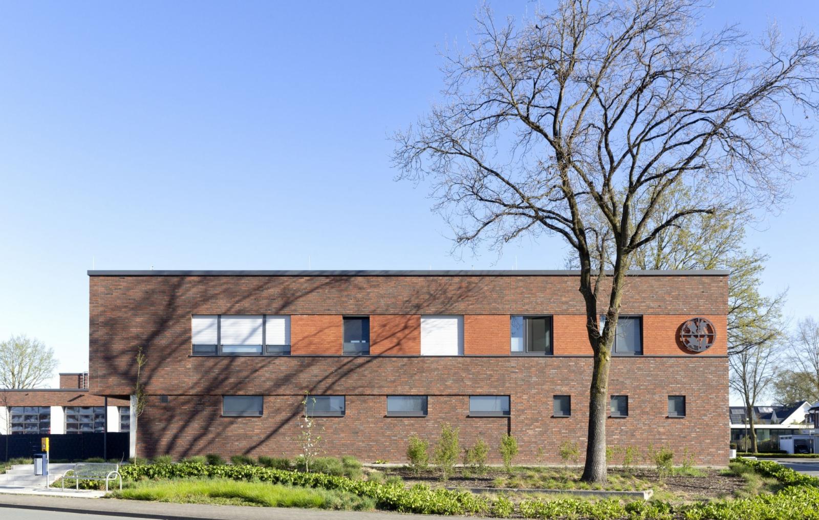Südfassade der Rettungswache 