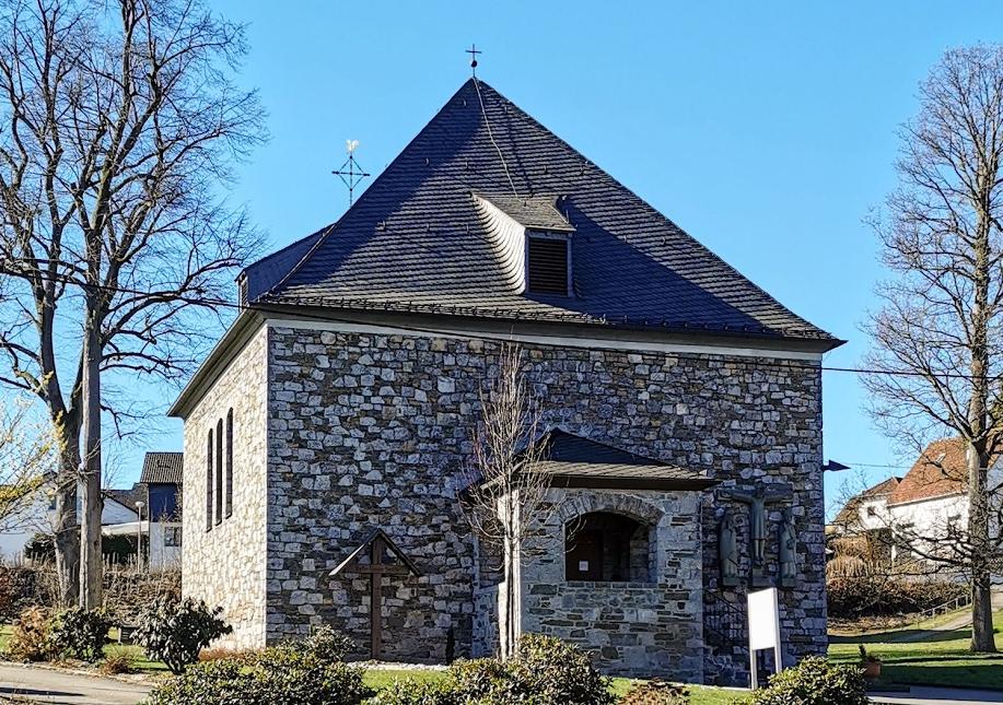 Erweiterungsbau von Böhm im Osten
