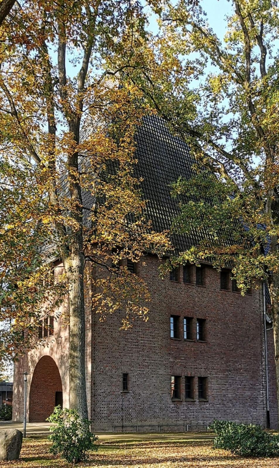 Herz-Jesu-Kirche in Deuten