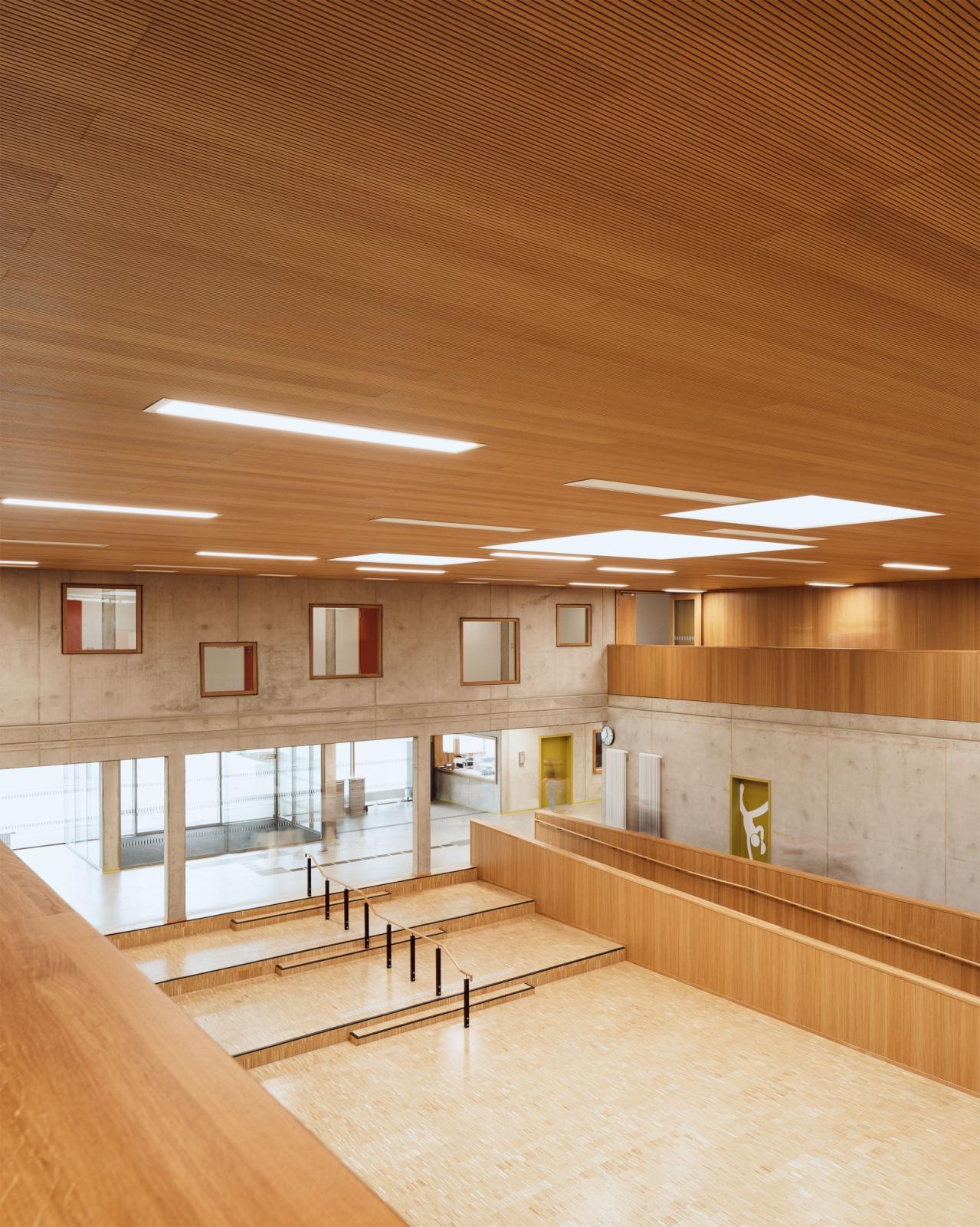 Gustav-Heinemann-Gesamtschule Essen, Foyer Haupteingang