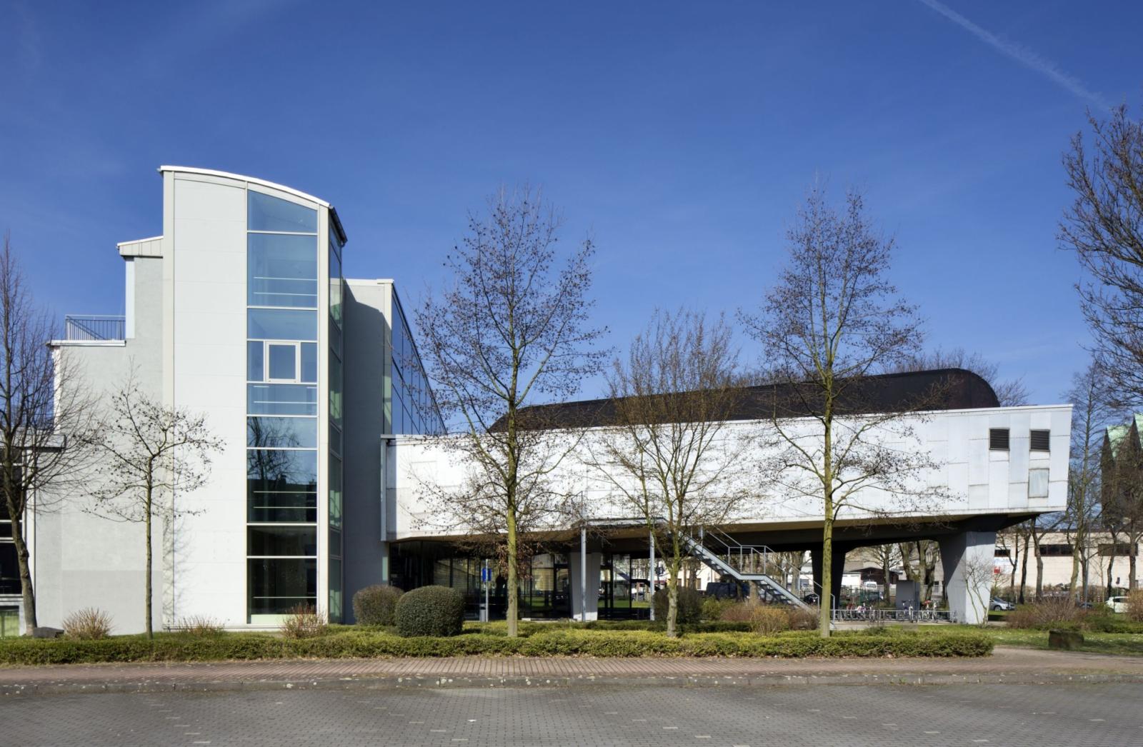 Ehemalige Textilingenieurschule, heute Hochschule Niederrhein