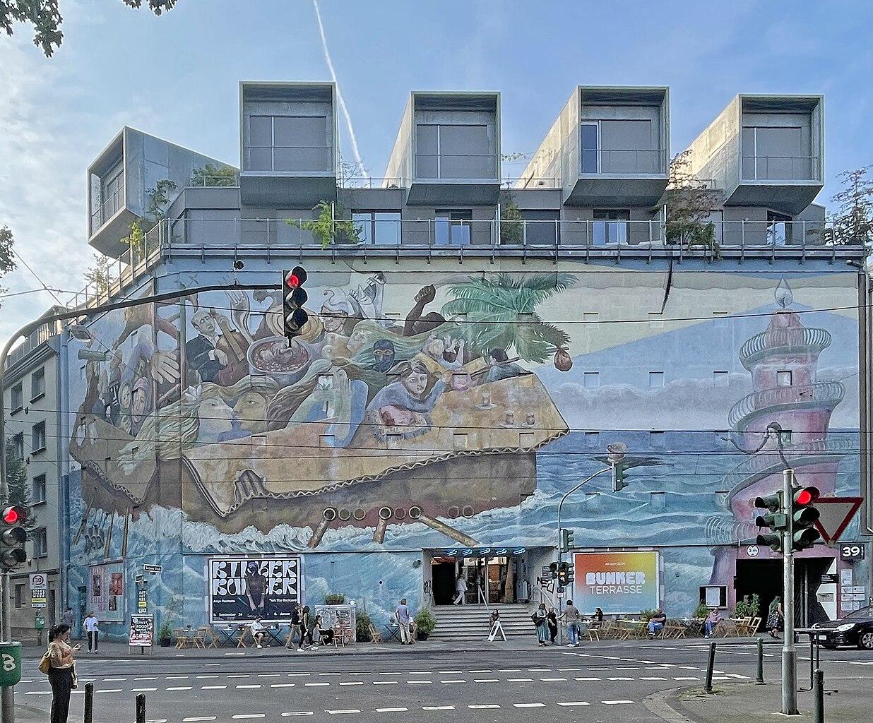 Bilker Bunker, Straßenansicht