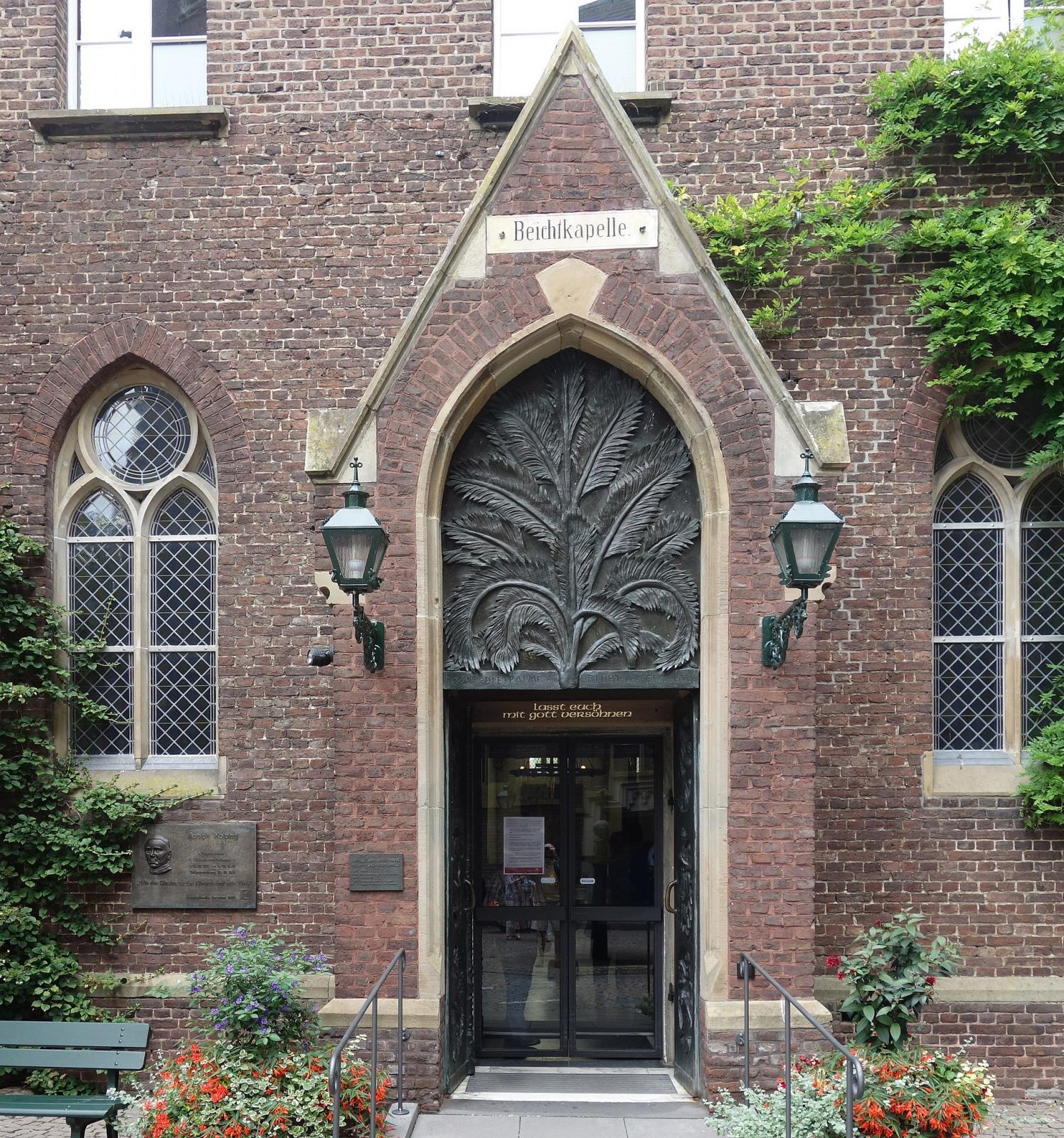 Portal der Beichtkapelle in Kevelaer