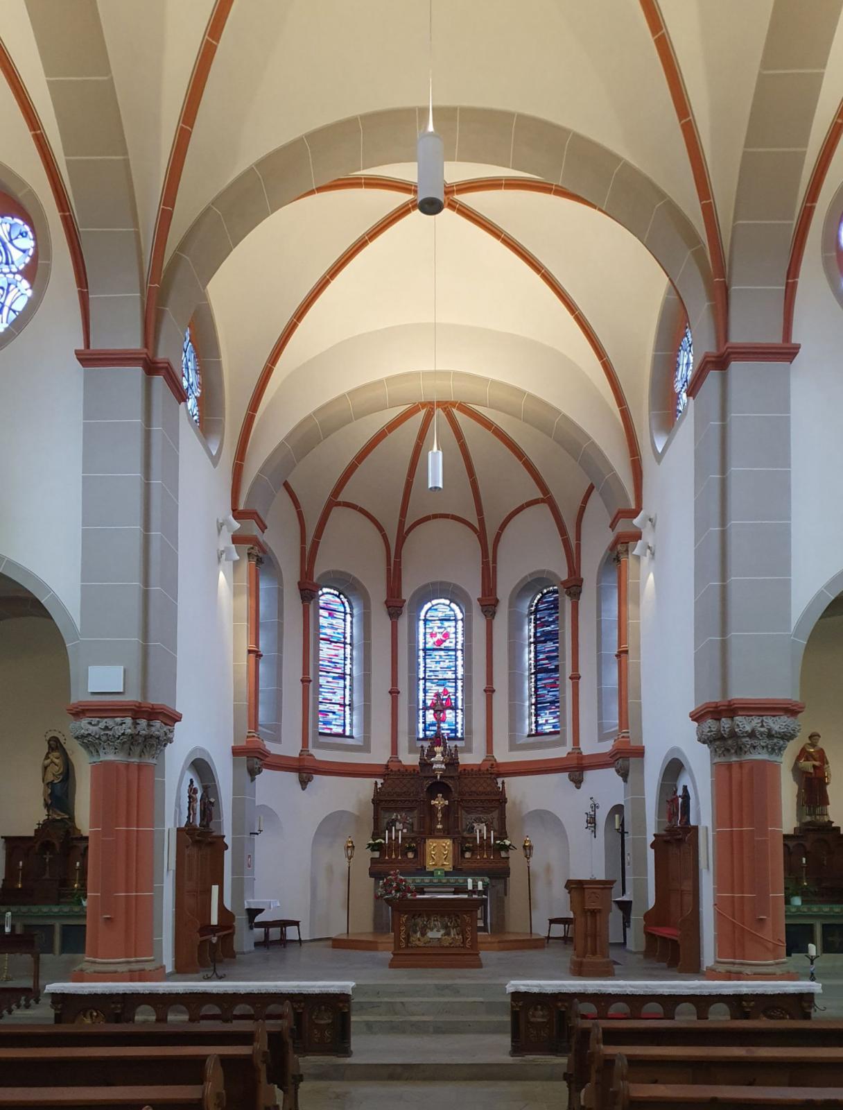 Chor mit Altar