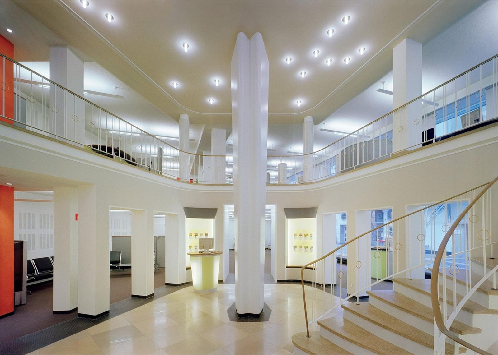 ehem. Geschäftshaus Becher Elberfeld, Foyer