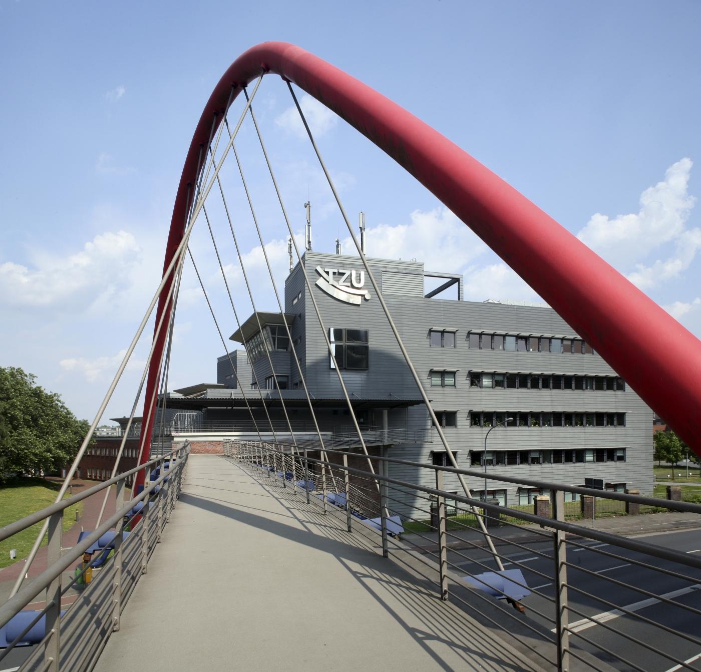 Fußgängerbrücke