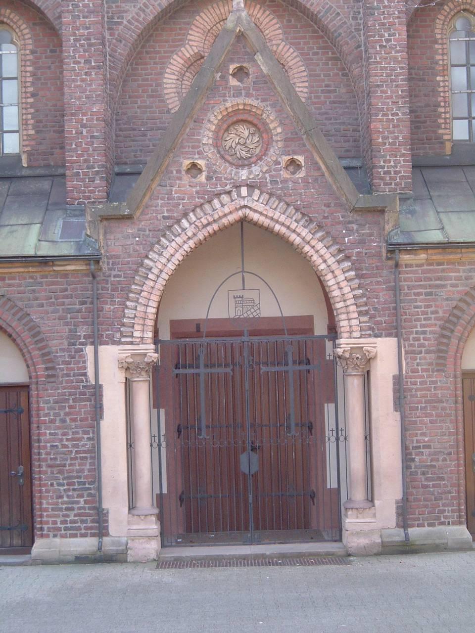 Eingang Mittelschiff