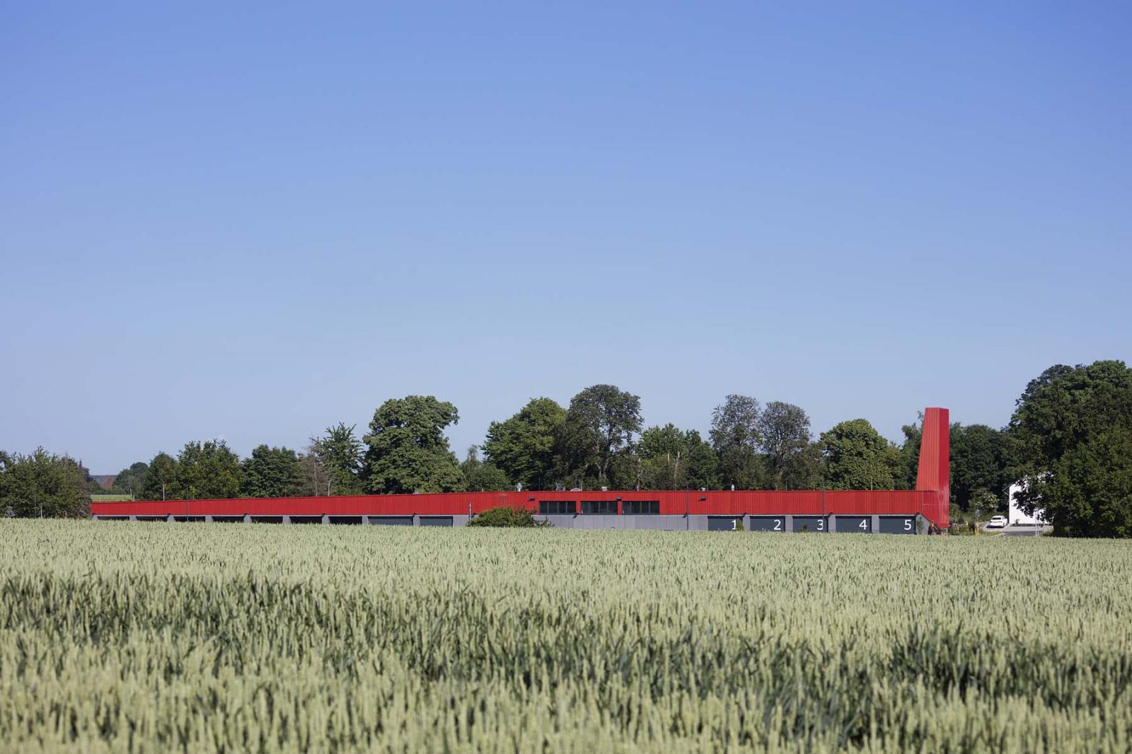 Feuerwehr und Baubetriebshof Titz, Seitenansicht