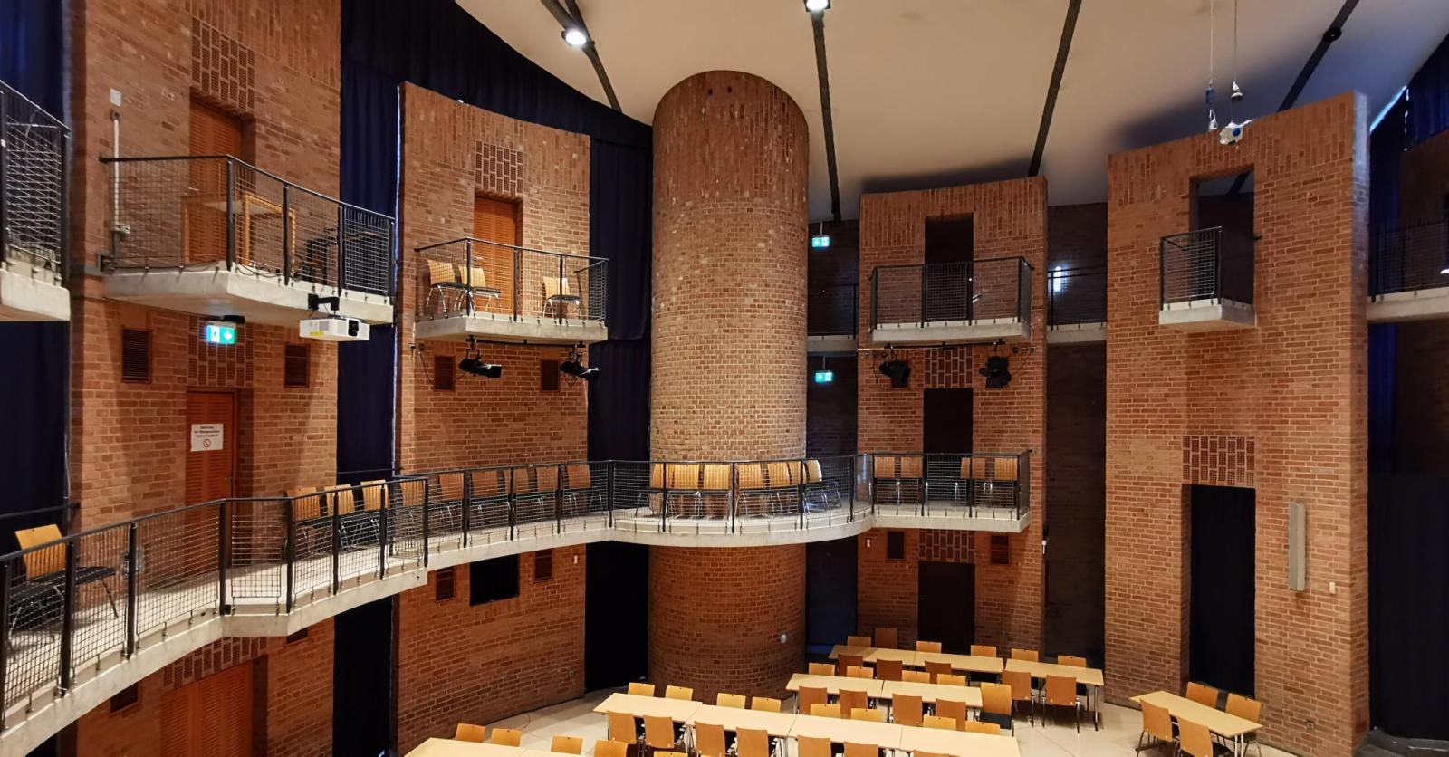 Blick in den Saal