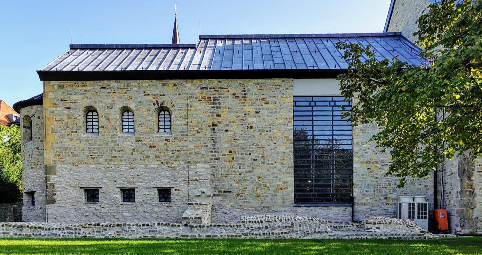 Anbau zur Königshalle mit Ikenbergkapelle
