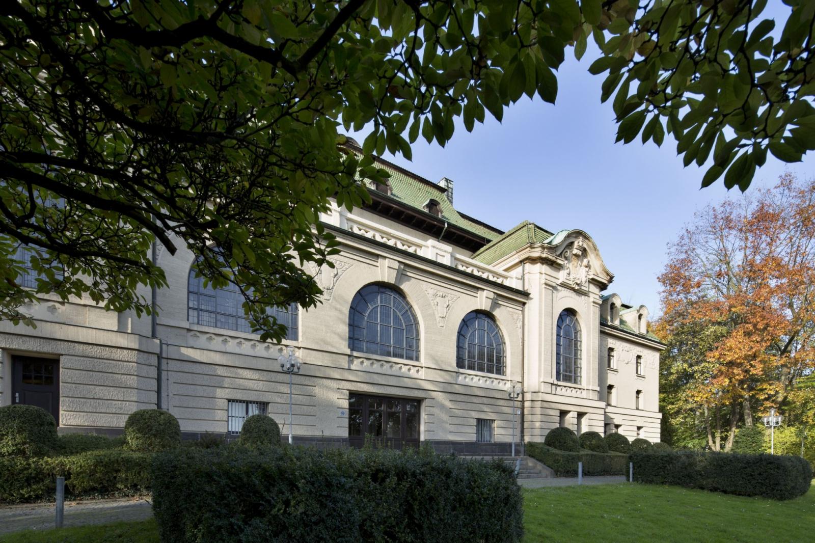 Kaiser-Friedrich-Halle
