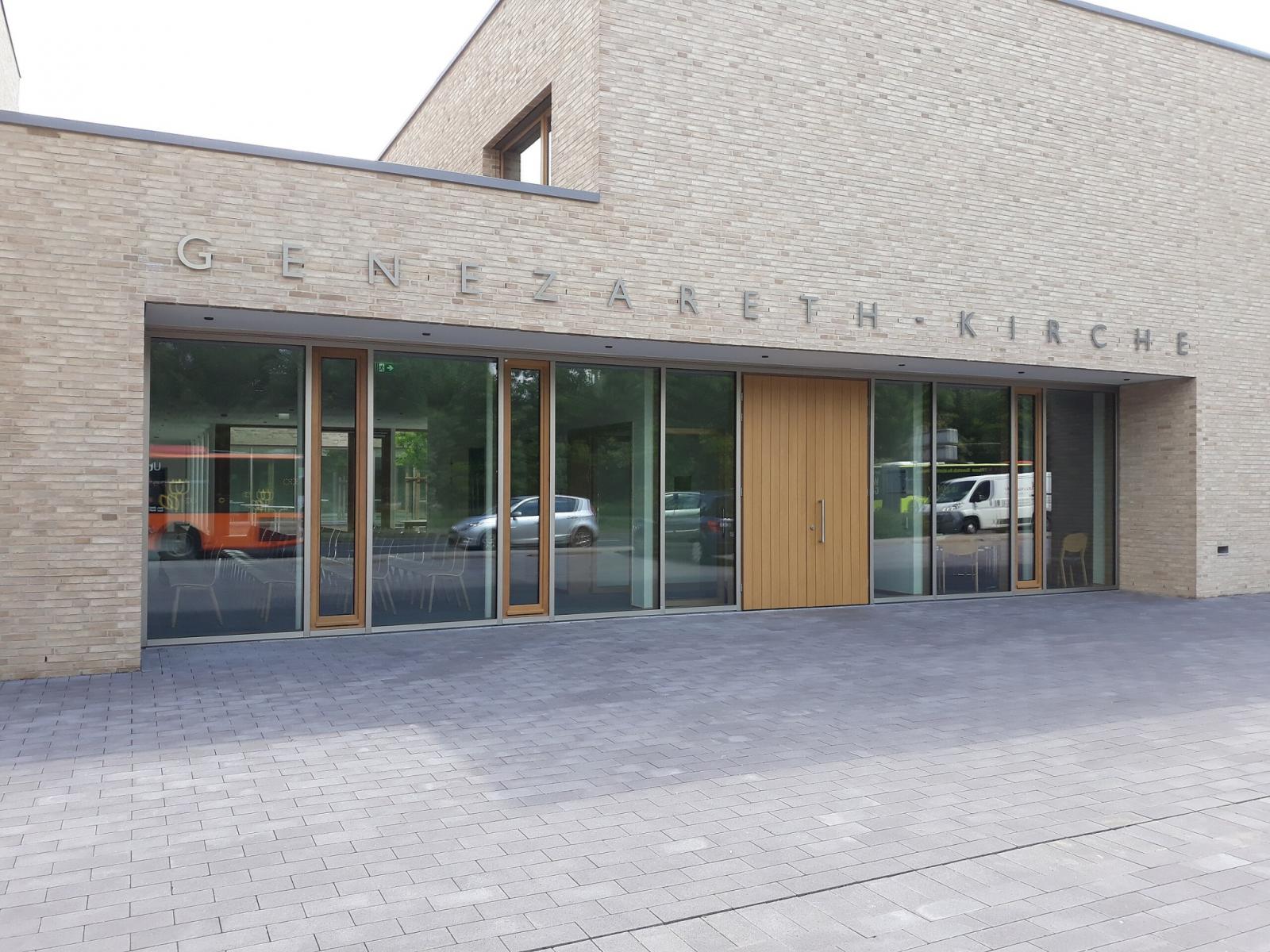 Gemeindezentrum Genezareth-Kirche, Haupteingang