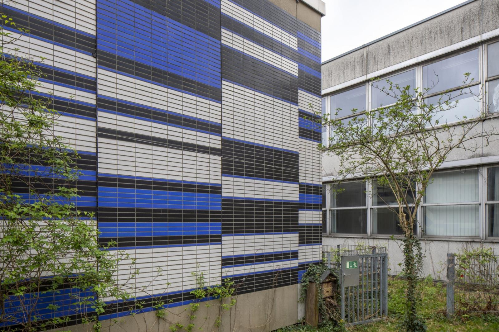 Audimax der ehem. FH Düsseldorf, Fassade aus Blickrichtung Süd-Osten