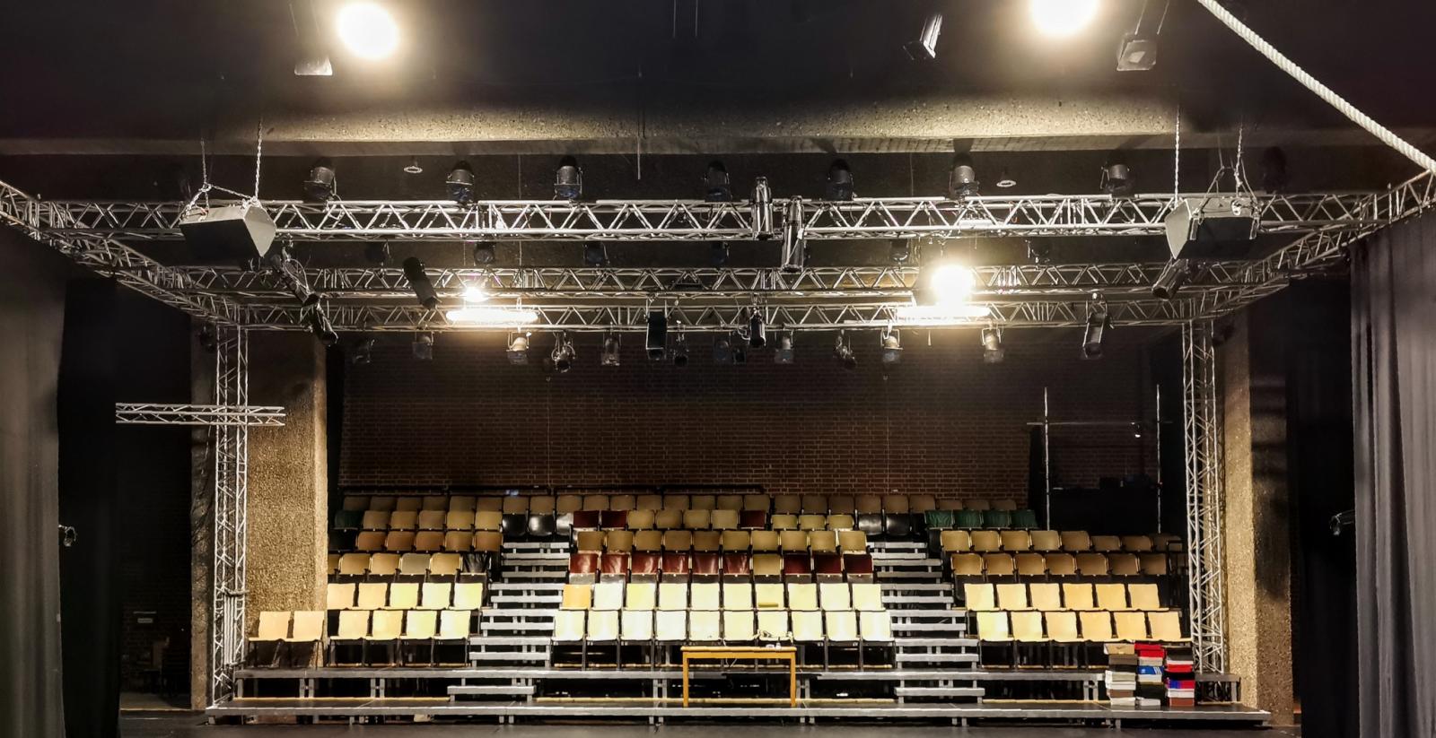 Zuschauertribüne des Theaters
