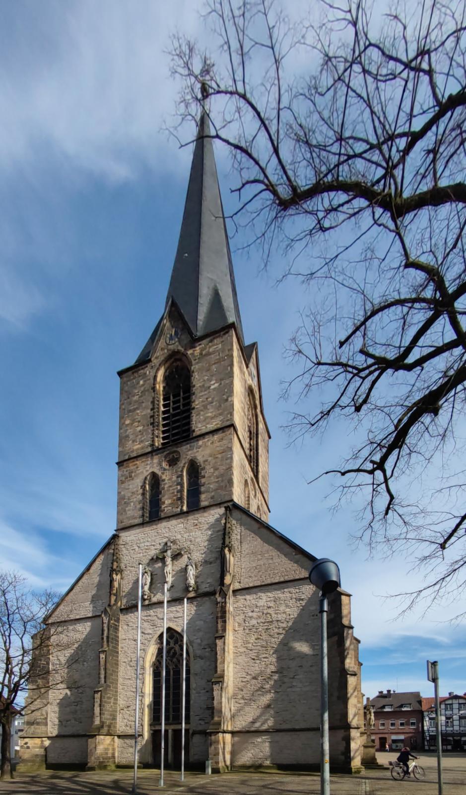 St. Christophorus, Westwerk mit Turm