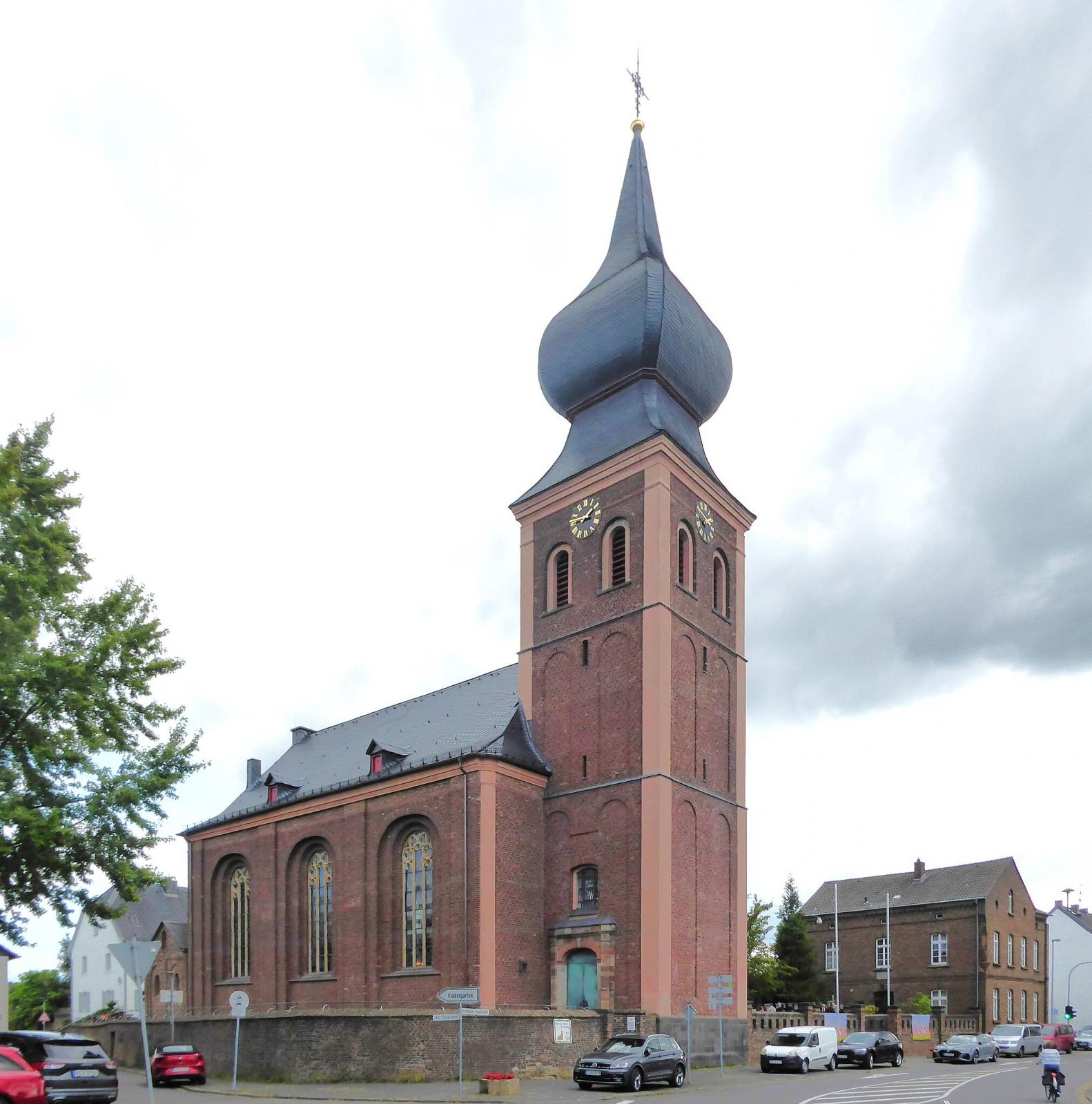 St. Kunibert Erftstadt-Gymnich