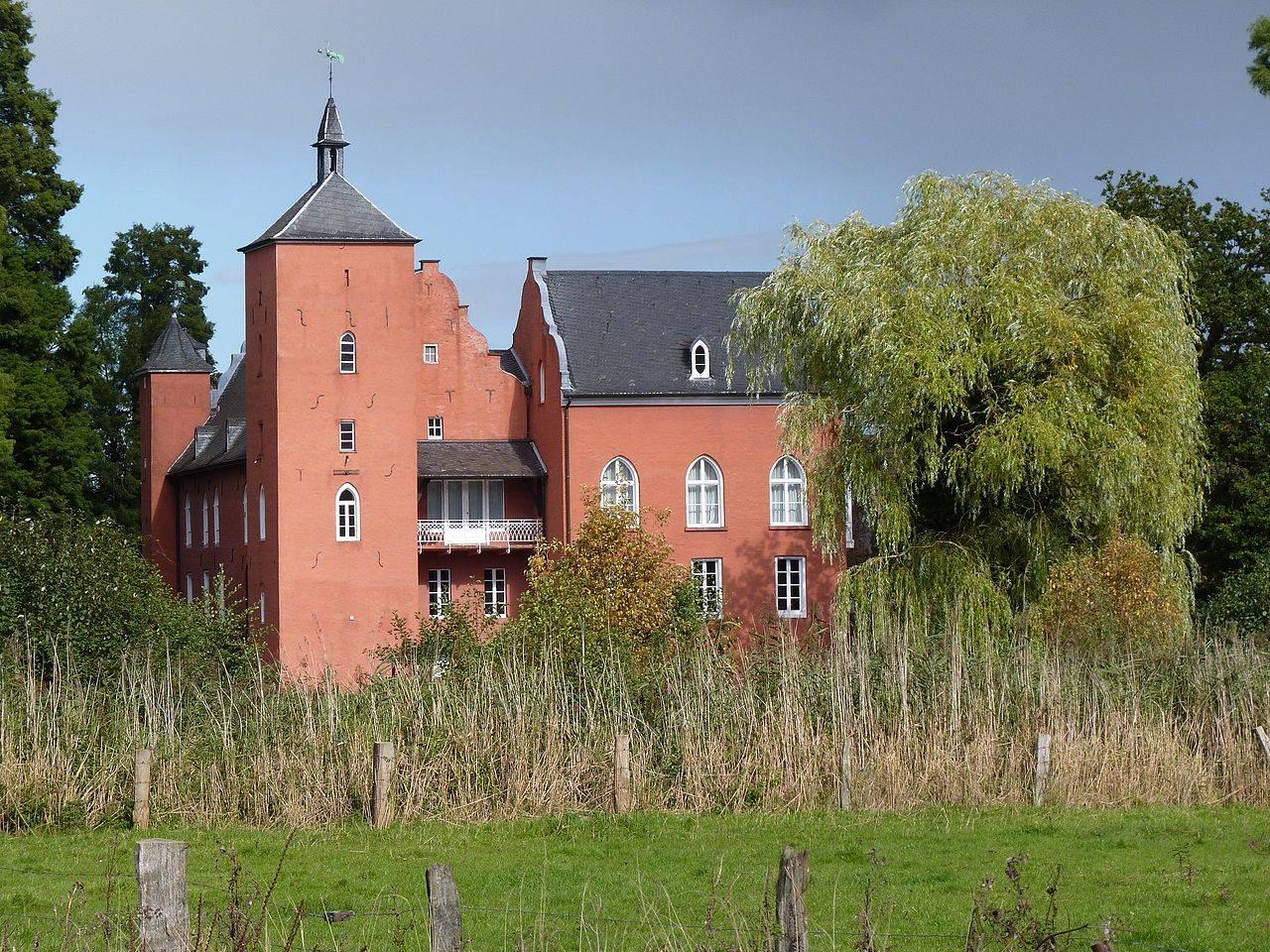 Südwestansicht des Schlosses