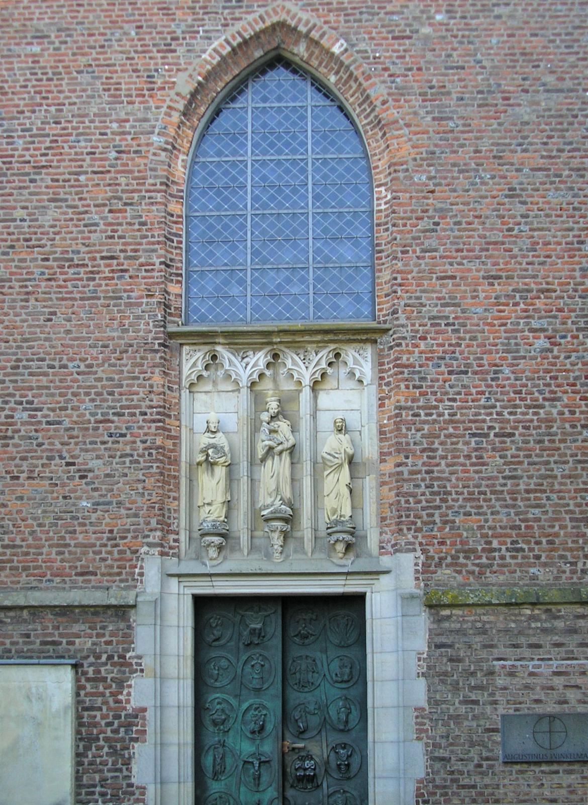 Westportal der Klosterkirche