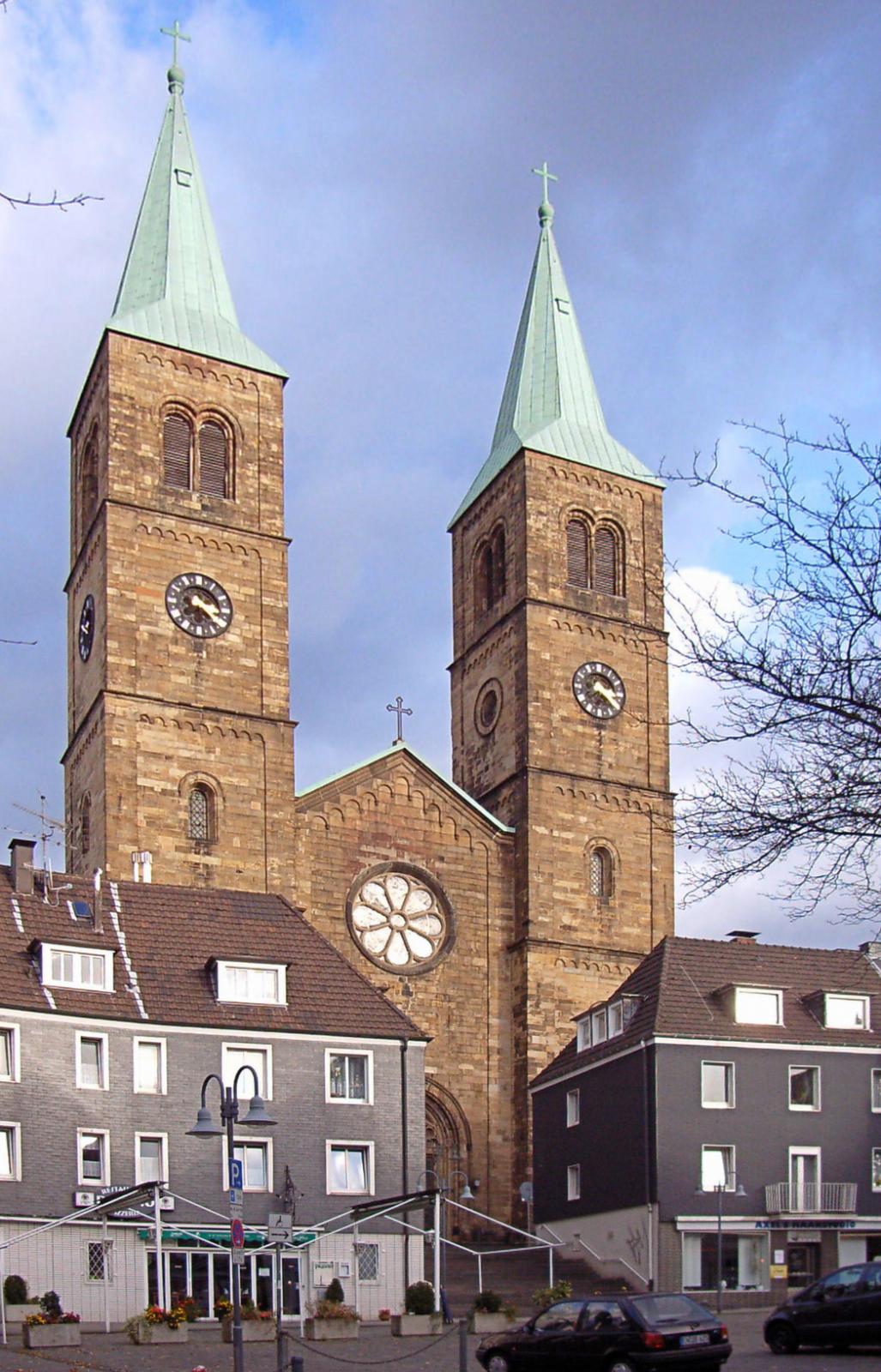 Doppelturmfassade der Christuskirche Schwelm