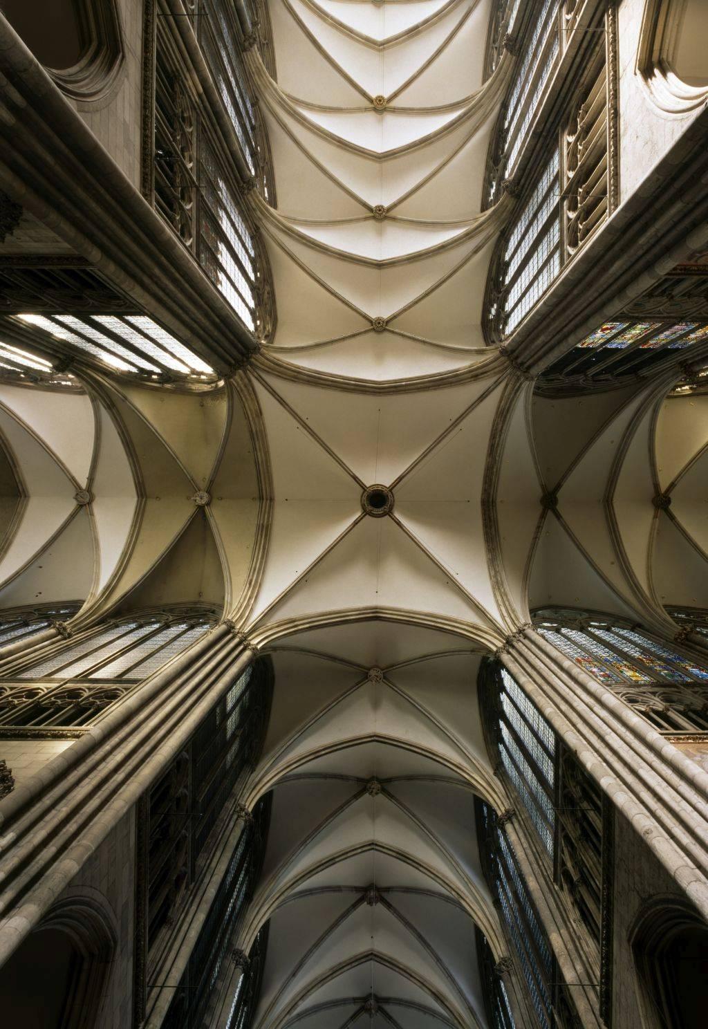 Blick in das Vierungsgewölbe vom Kölner Dom