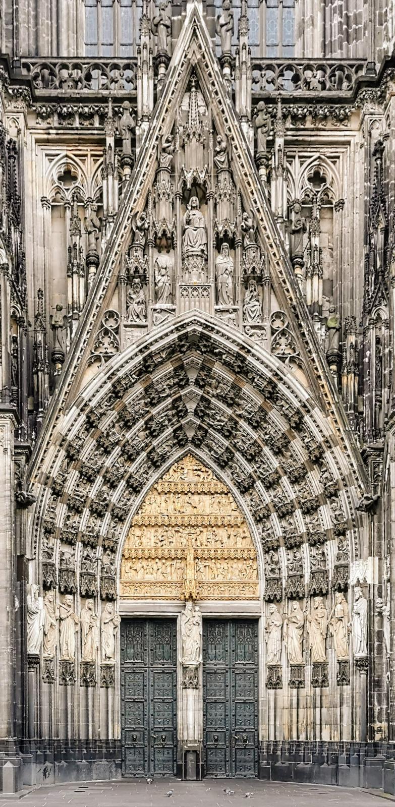 Hauptportal