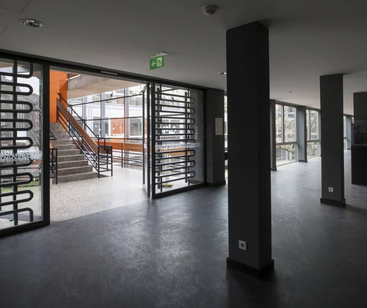 Zugang zum Treppenhaus Rolandschule