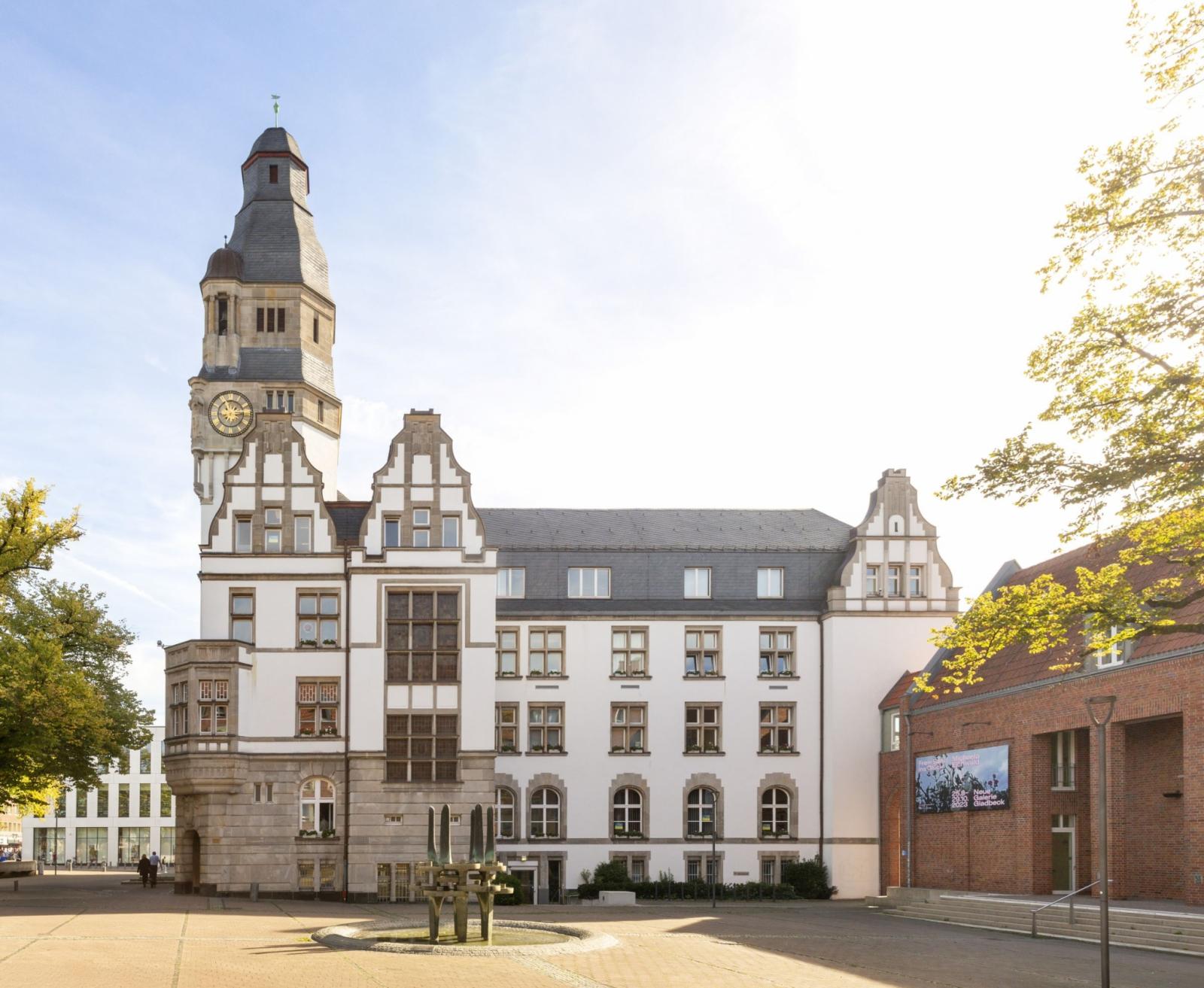 Altes Rathaus Gladbeck, Westansicht