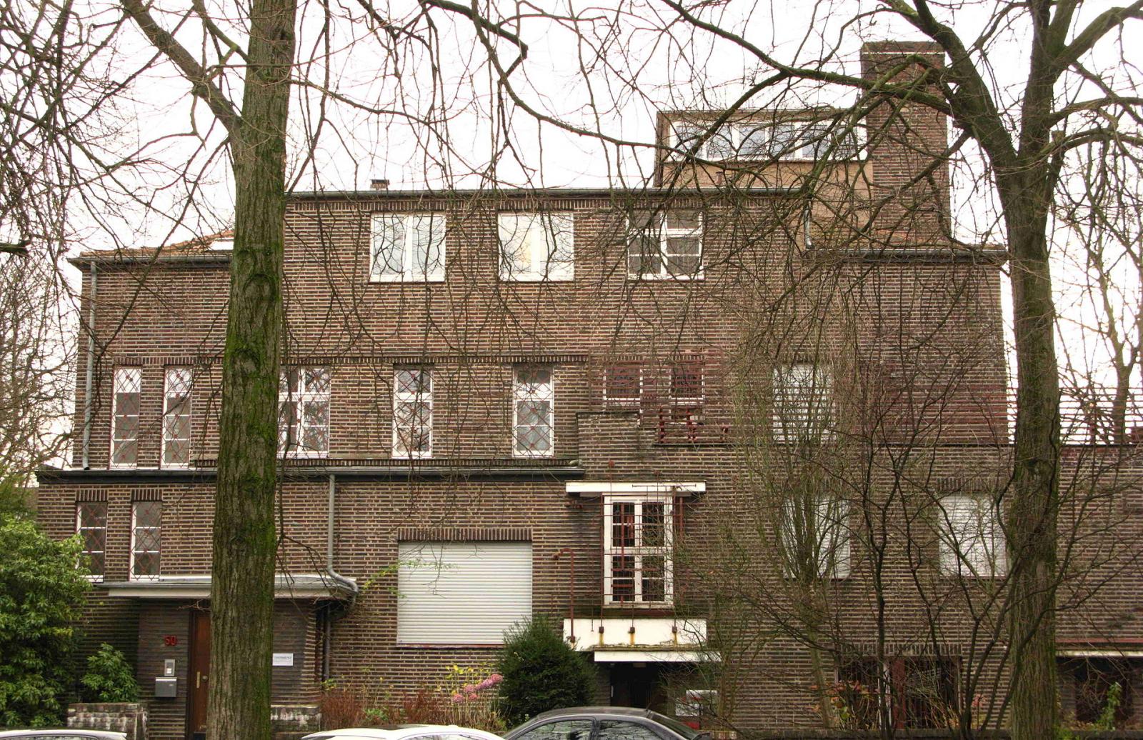 Moltkeviertel Essen: Atelierhaus Körner, Moltkestraße 50 (Ecke Camillo-Sitte-Platz)