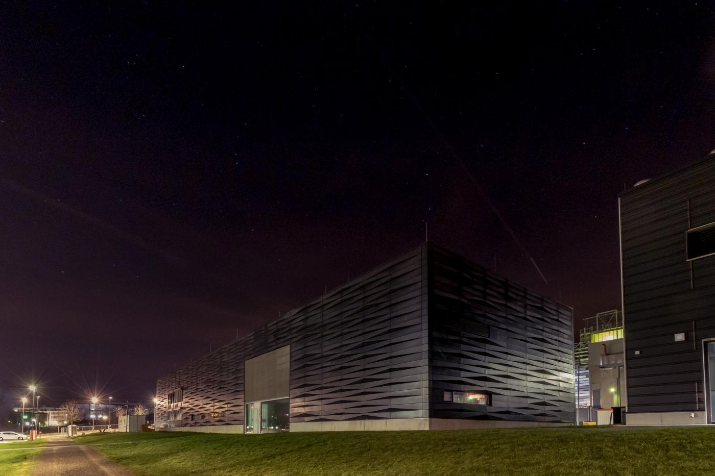 E.ON Energy Research Center Nachtansicht