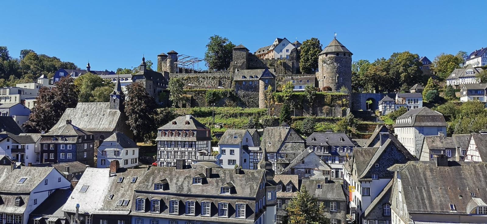 Bilck über Monschau mit Burg