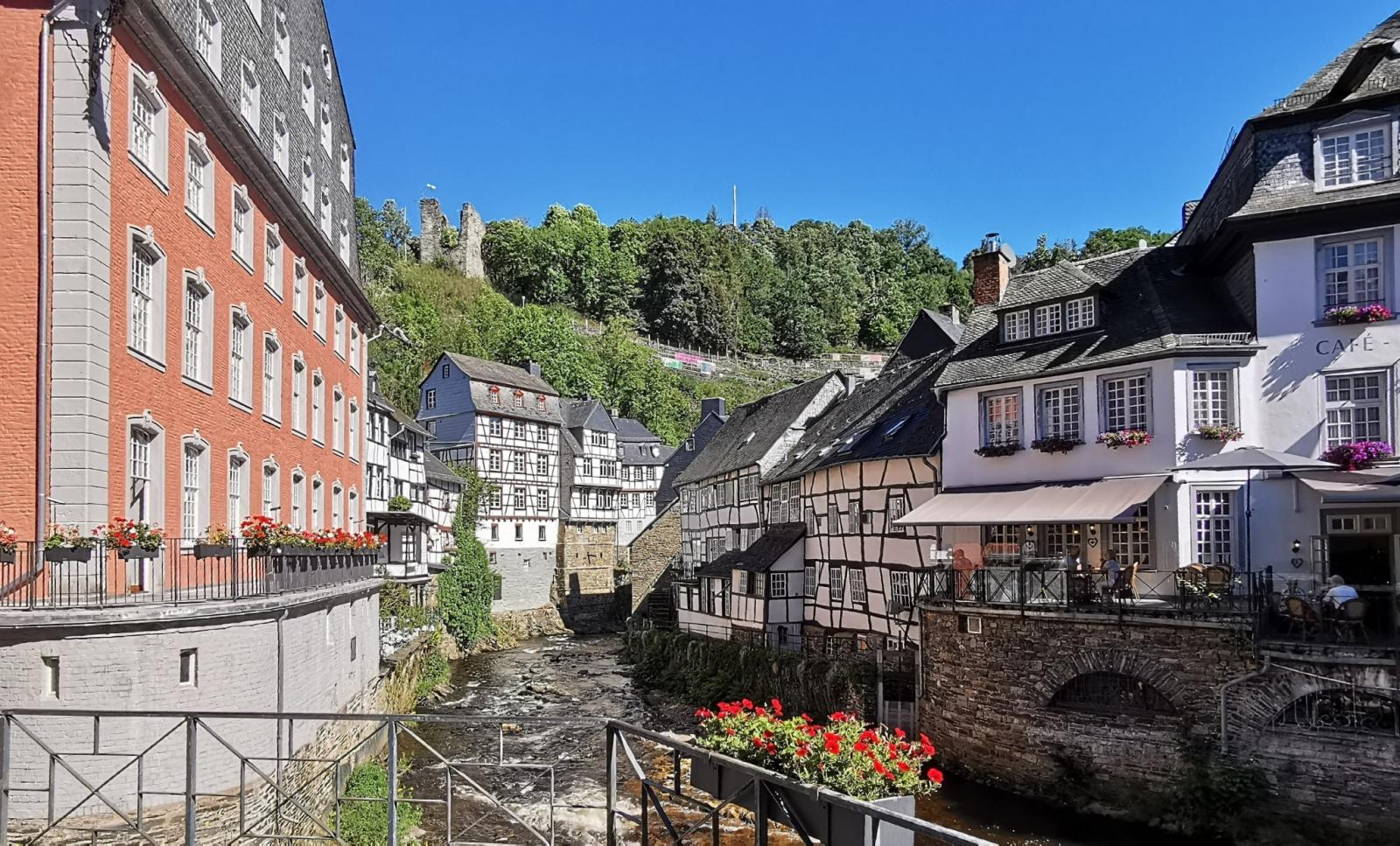Fachwerkhäuser an der Rur in Monschau