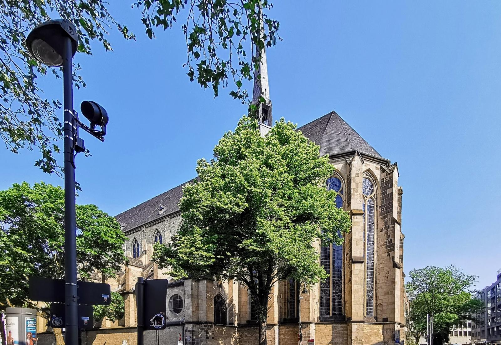Ostansicht mit Chor