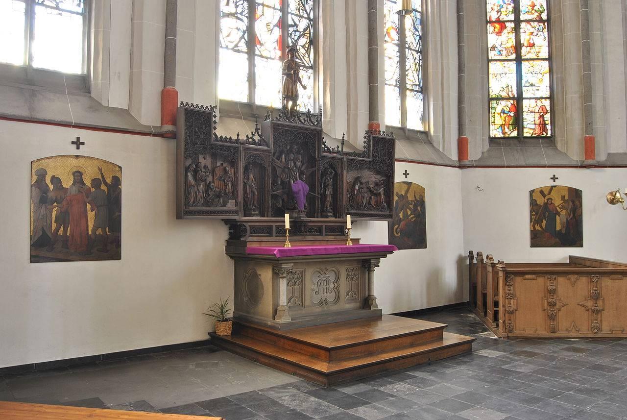 Chor mit Schnitzaltar