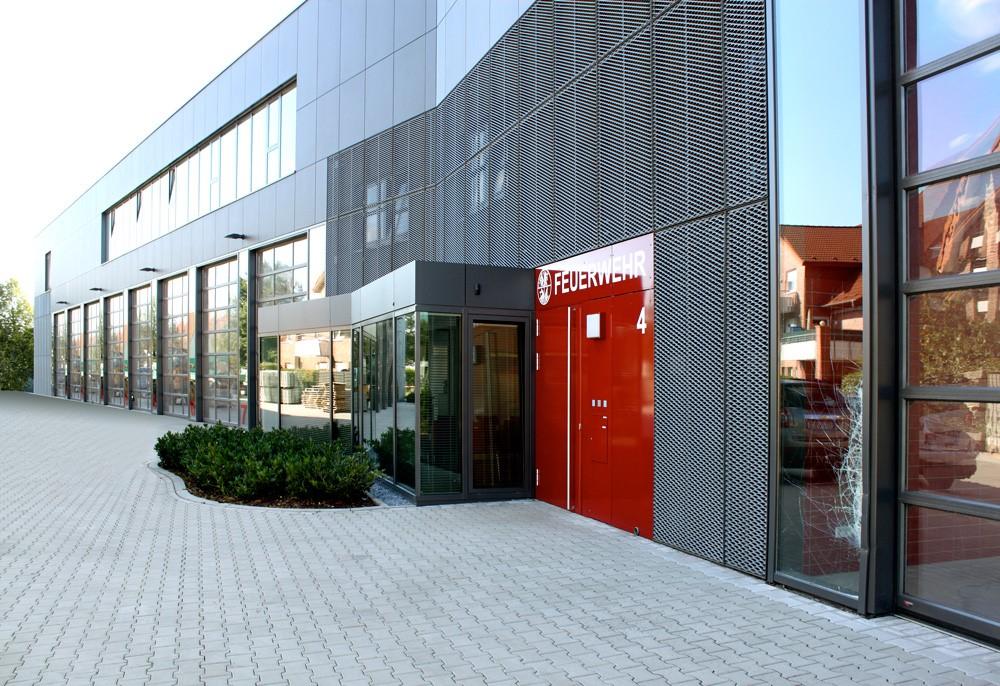 Eingangssituation Feuerwache Verl
