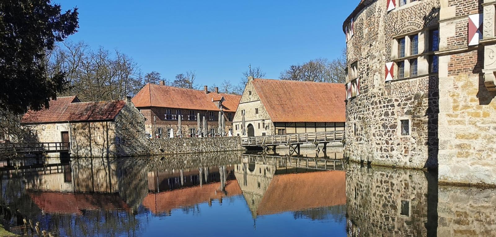Burg Vischering, Blick zur Vorburg