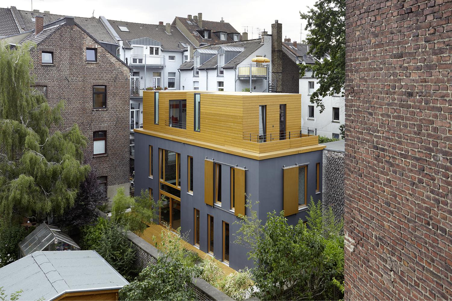 Hinterhofhaus Tannenstraße, Außenperspektive