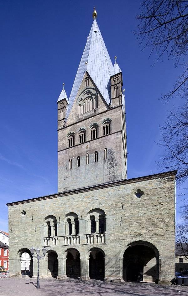 Westansicht St. Patrokli