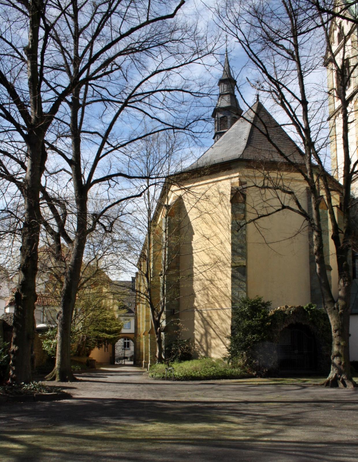 Alte Wallfahrtskirche Mariä Heimsuchung in Werl, Choransicht außen