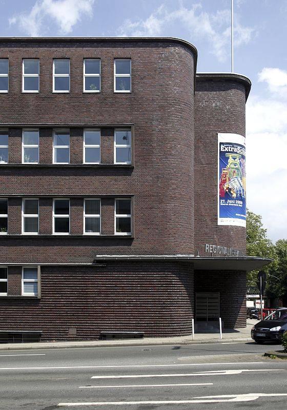 Seitenansicht Eingangsbereich RVR