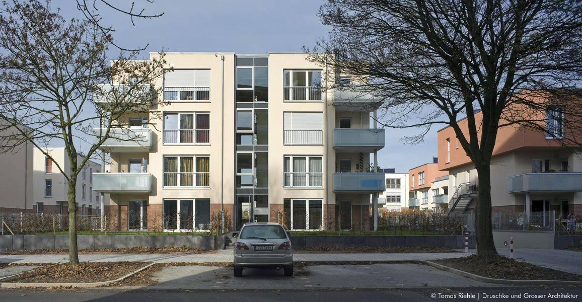 Mehrfamilienhäuser an der Josef-Maria-Olbrich Straße