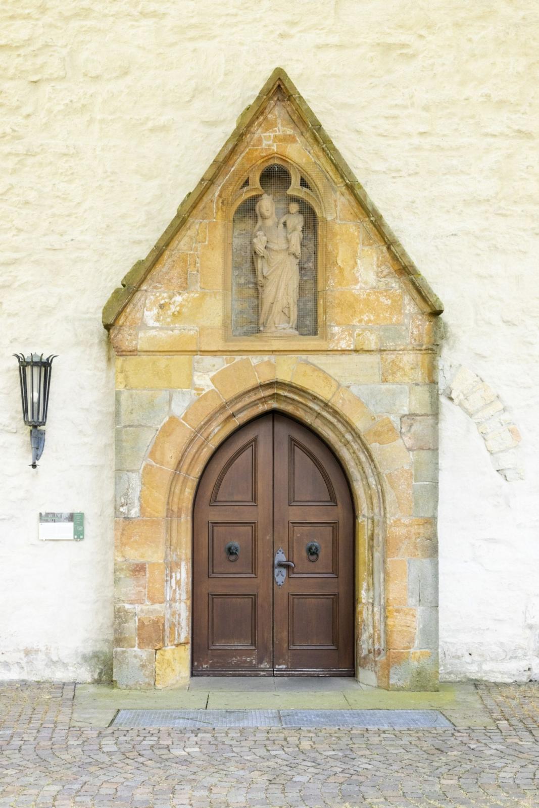 Portal am Westbau