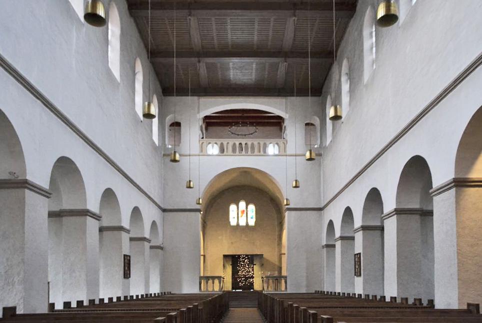 Innenansicht Abdinghofkirche, Blick nach Westen