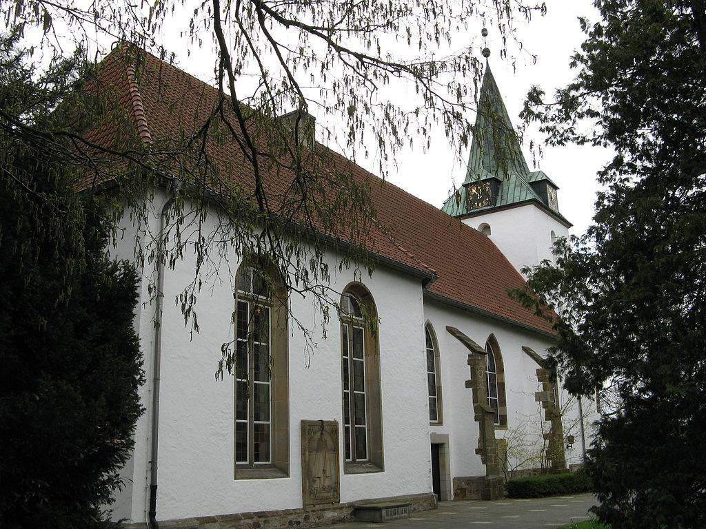 Nordostansicht Ev. Kirche Hille