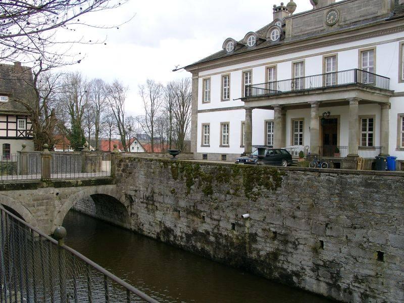 Hauptburg mit Brücke