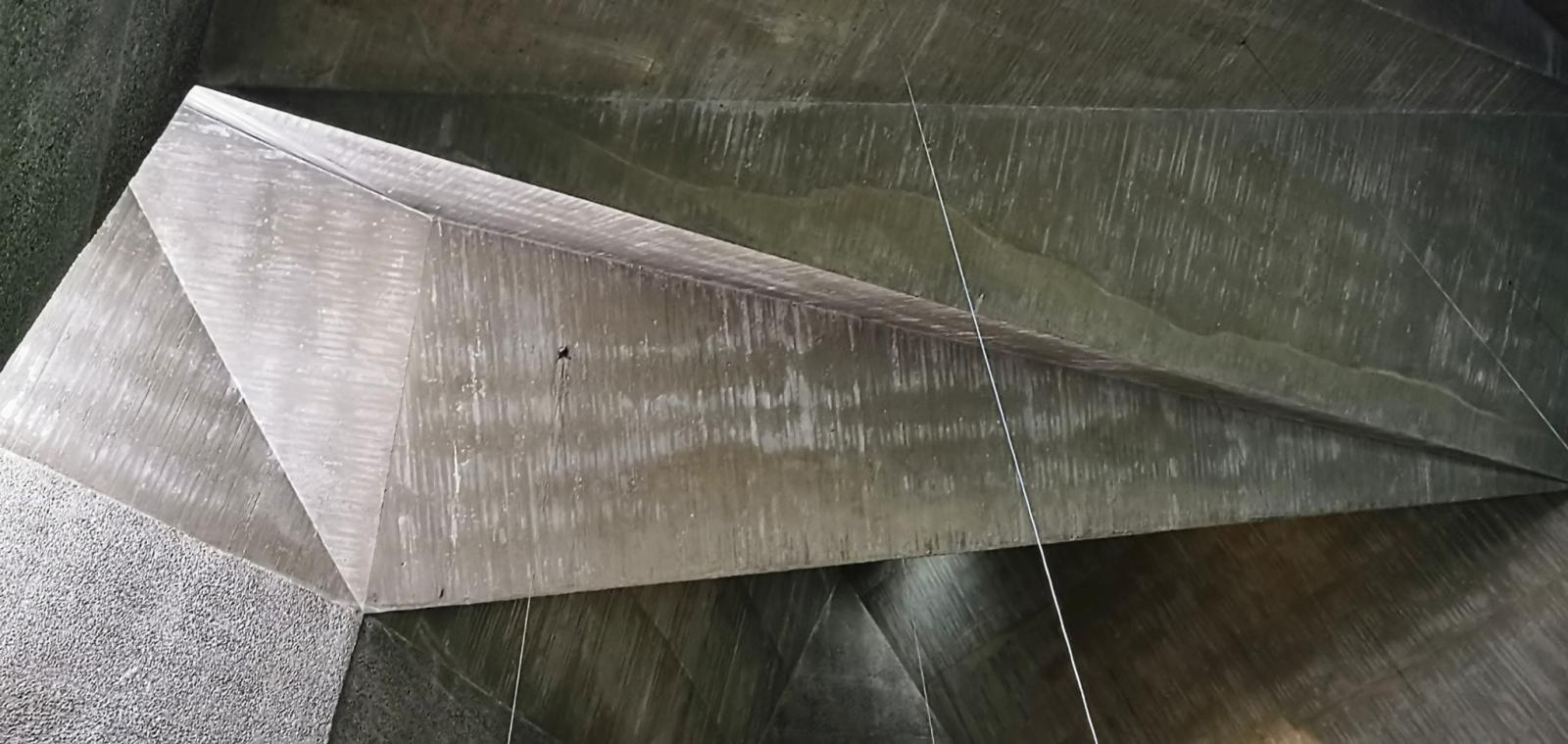 Deckenfaltwerk aus Beton